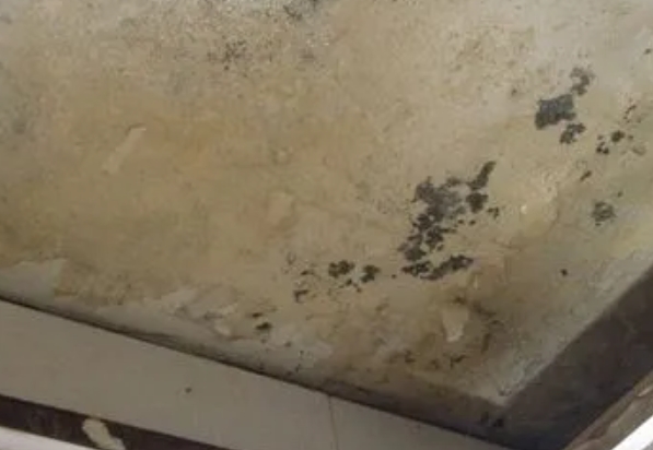 岚县阳台漏水维修公司分享下岚县卫生间渗水维修需要注意哪些问题。